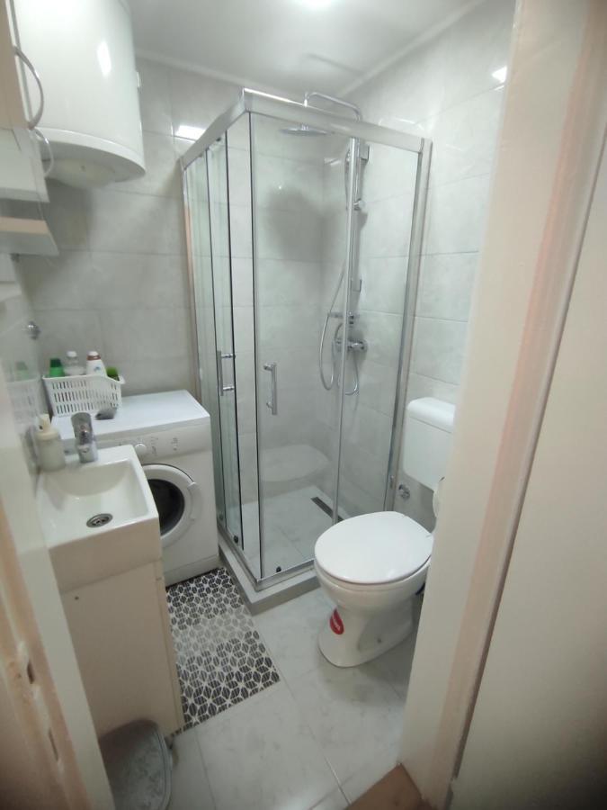 Apartman Nicolas เบลเกรด ภายนอก รูปภาพ