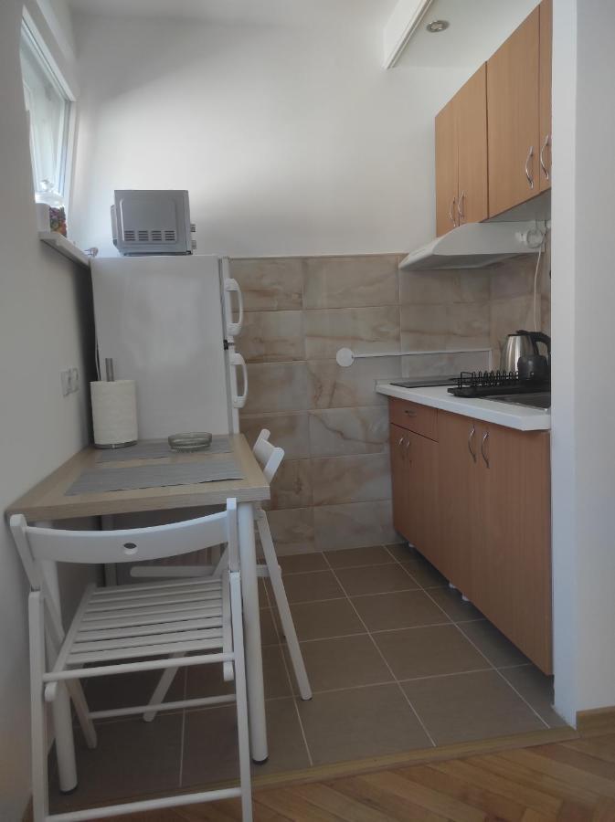Apartman Nicolas เบลเกรด ภายนอก รูปภาพ